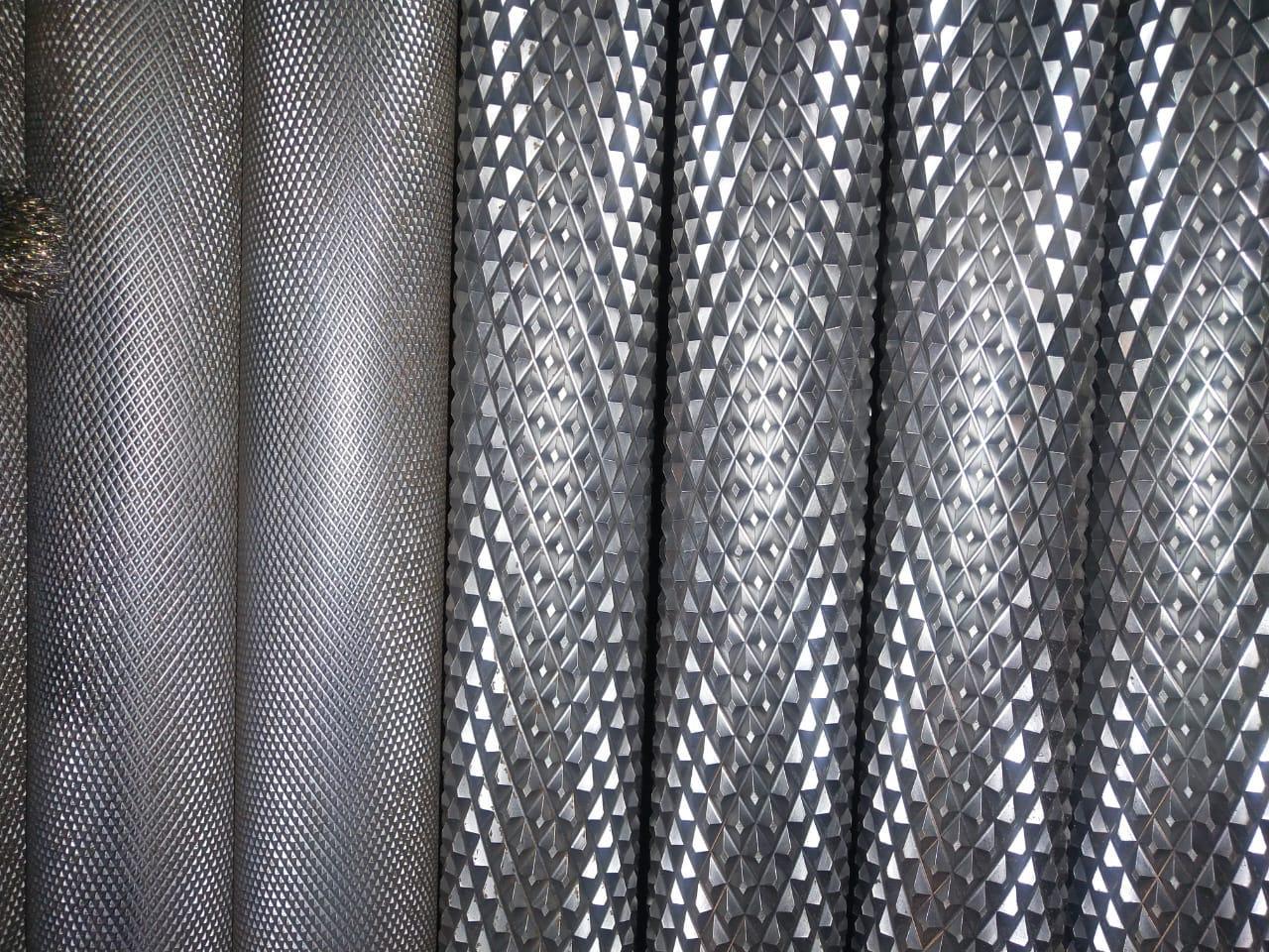 Textile machine roller